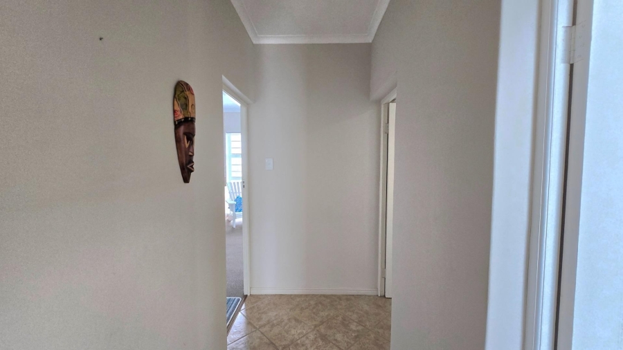 3 Bedroom Property for Sale in Franskraal Western Cape